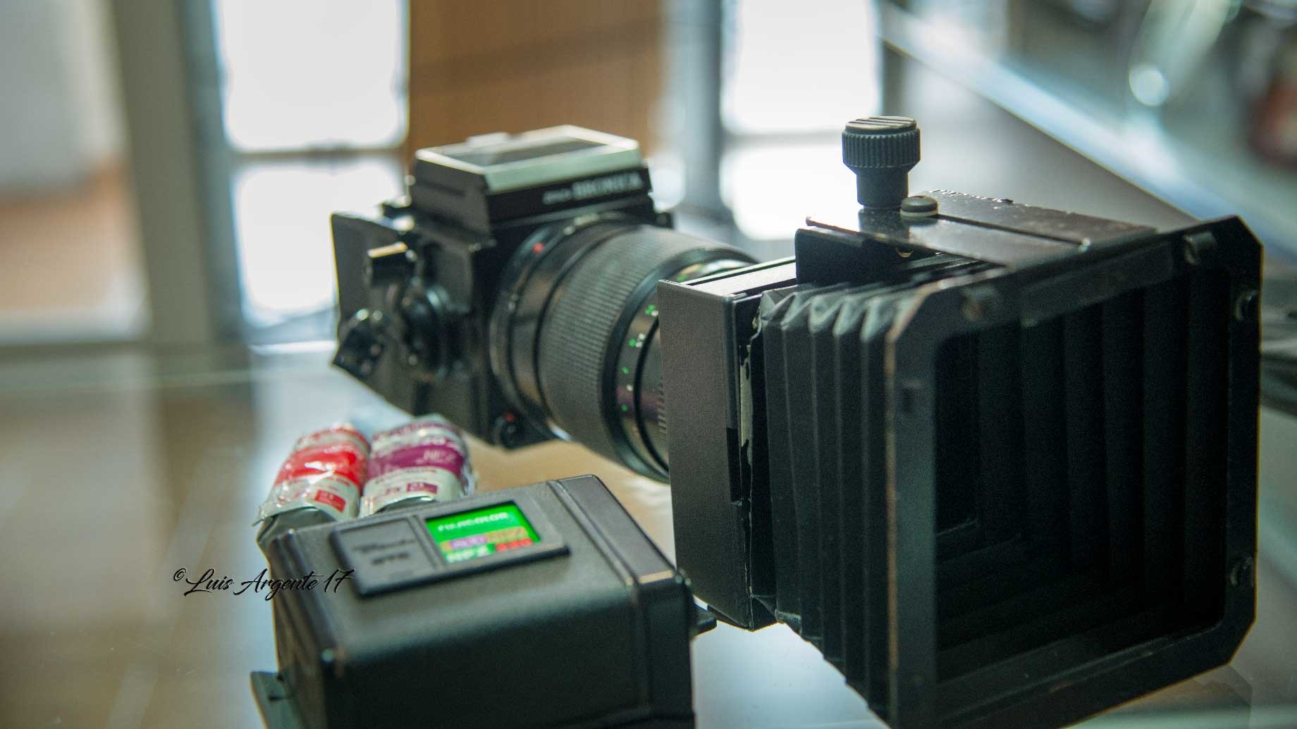 Zenza Bronica para estudio y boda